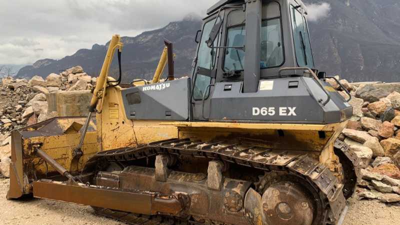 OmecoHub - KOMATSU D65EX-15