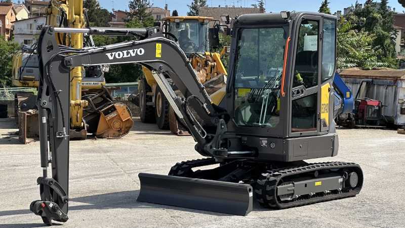 OmecoHub - VOLVO ECR40F