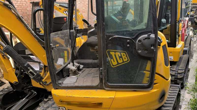 OmecoHub - JCB 8030