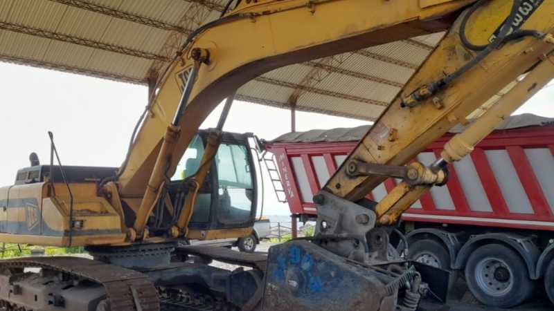 OmecoHub - JCB JS330