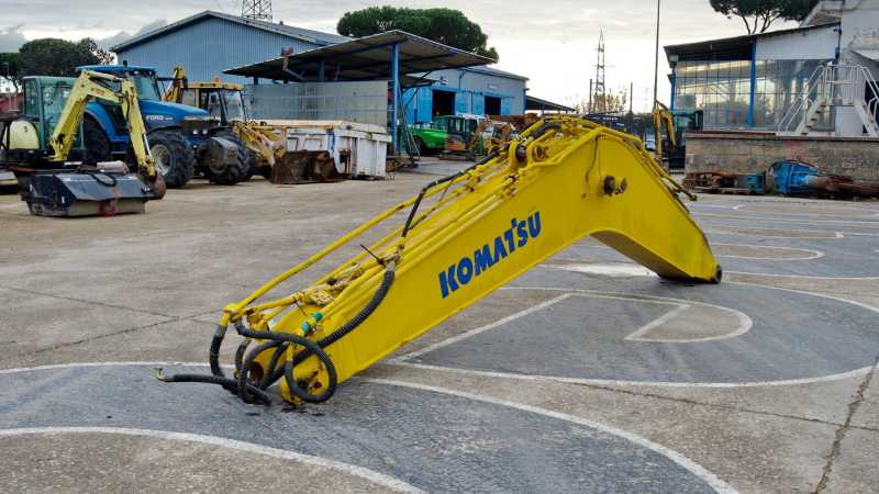 OmecoHub - KOMATSU PC210NLC-7