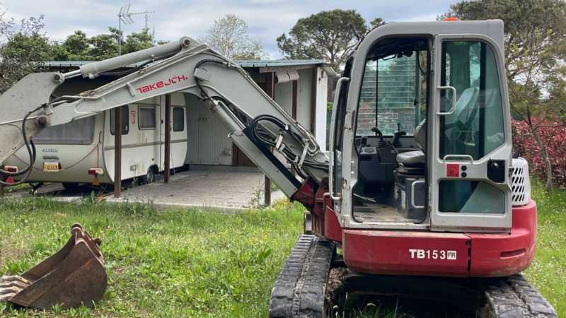 OmecoHub - TAKEUCHI TB153FR