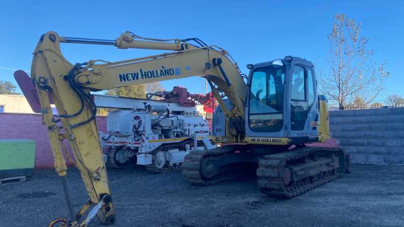 OmecoHub - NEW HOLLAND E135BSR-2