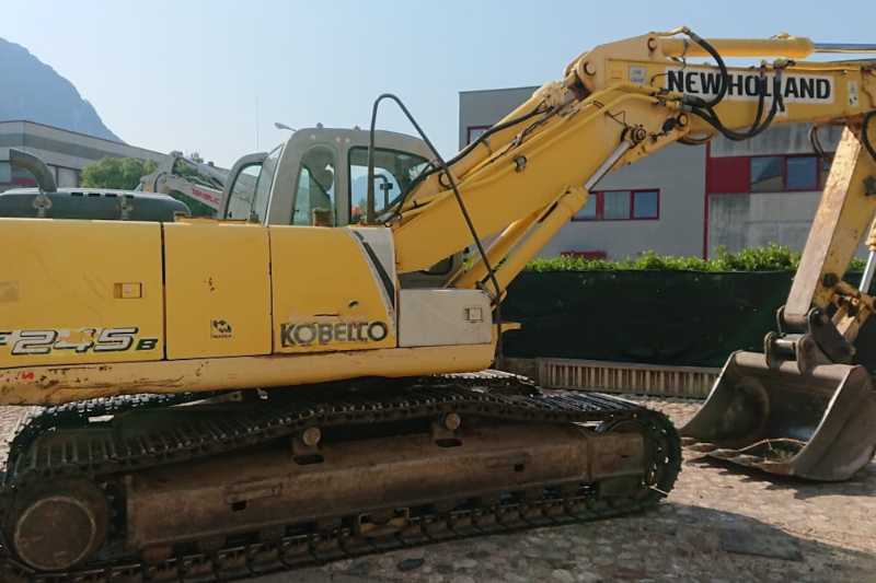 OmecoHub - Immagine NEW HOLLAND E245B