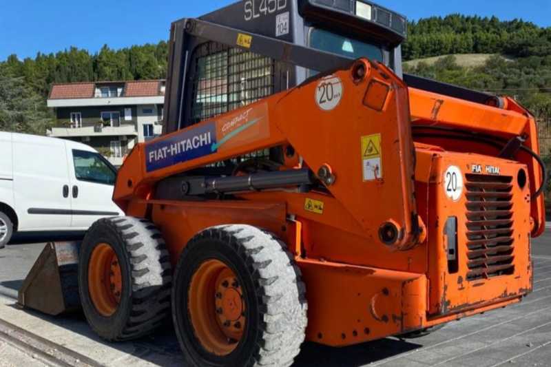 OmecoHub - Immagine FIAT HITACHI SL45BH