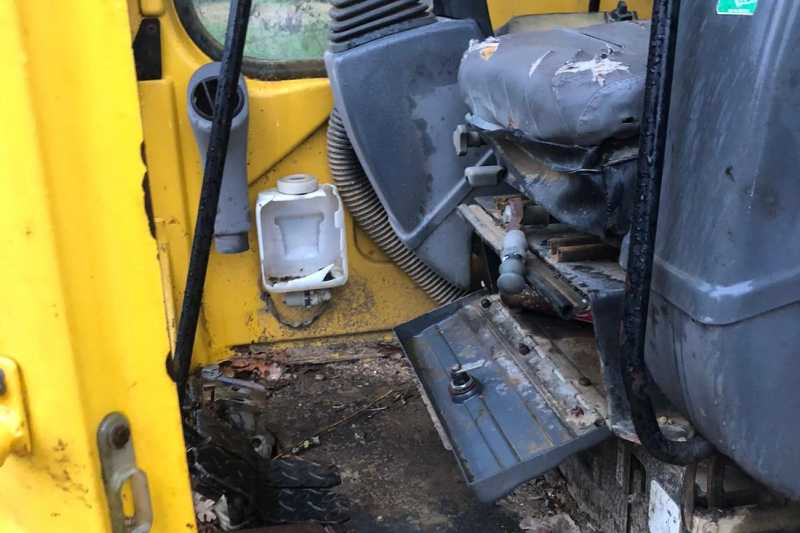 OmecoHub - Immagine KOMATSU PC45R-8