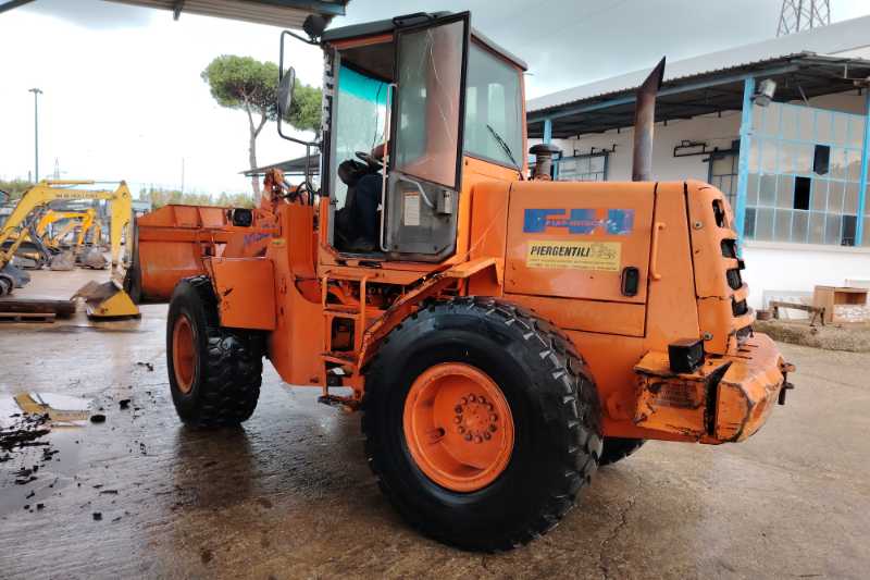 OmecoHub - Immagine FIAT HITACHI W130