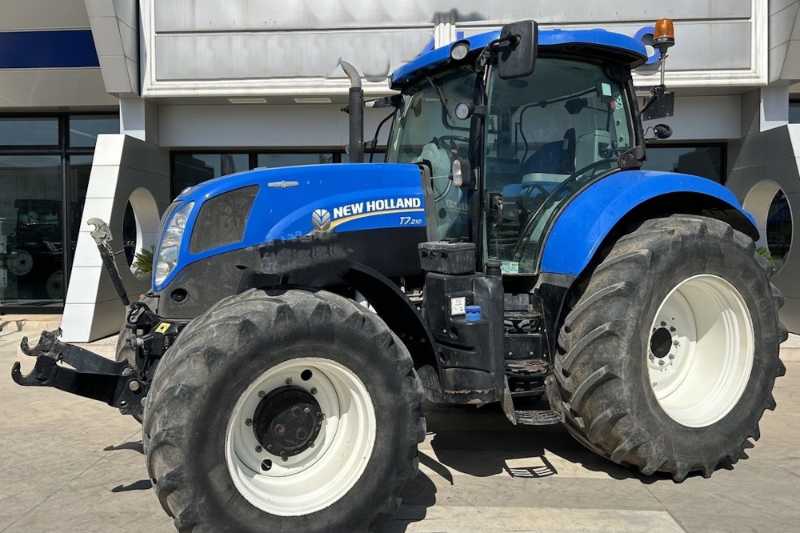 OmecoHub - Immagine NEW HOLLAND T7.210