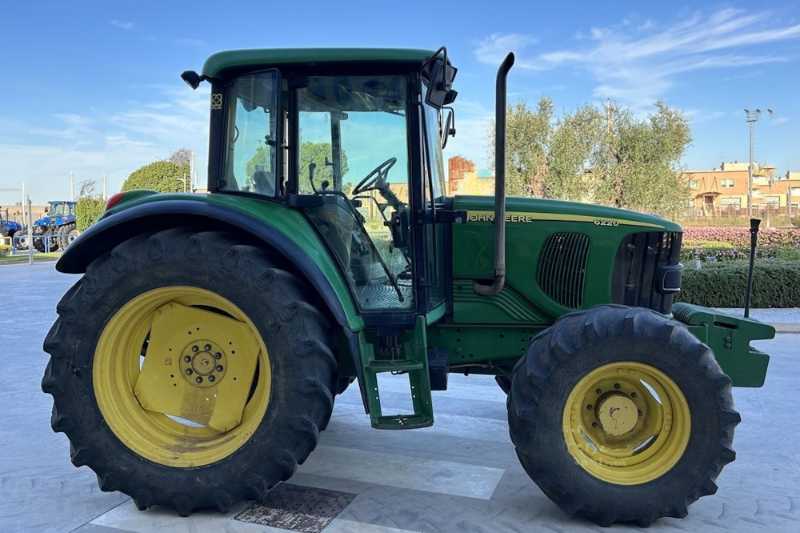 OmecoHub - Immagine JOHN DEERE 6220