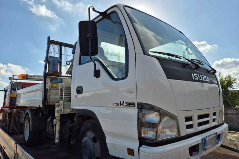 OmecoHub - Immagine ISUZU K35