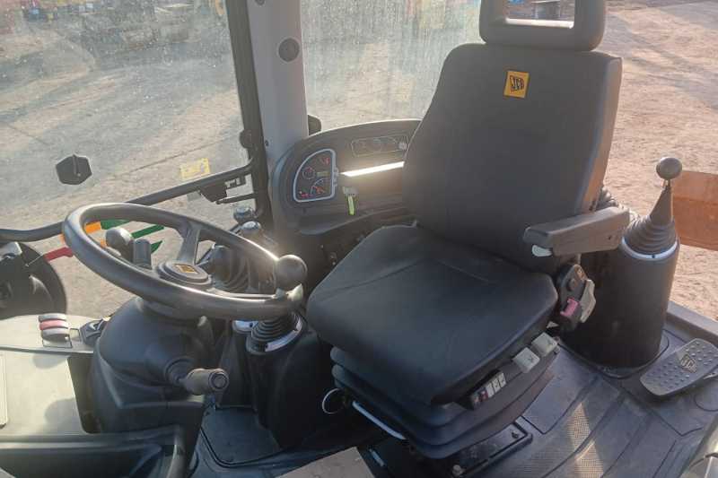 OmecoHub - Immagine JCB 3CX