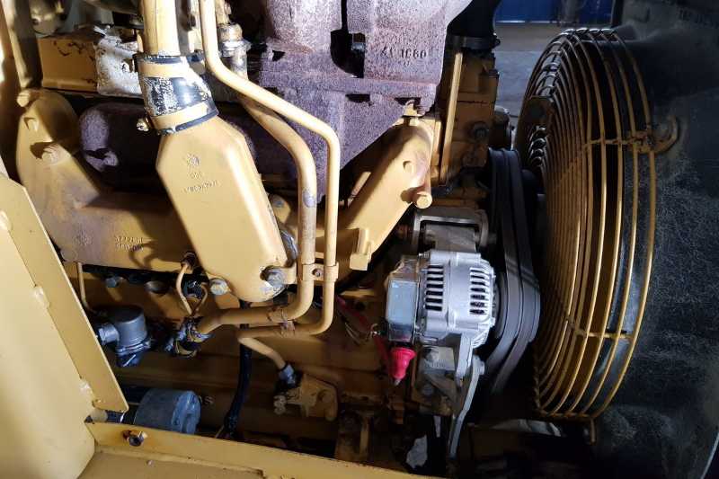 OmecoHub - Immagine CATERPILLAR 438C