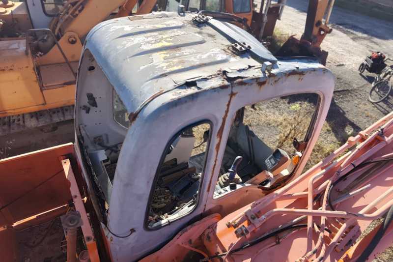 OmecoHub - Immagine FIAT KOBELCO E215