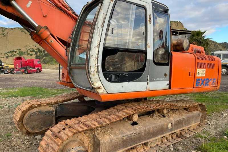 OmecoHub - Immagine FIAT HITACHI EX215