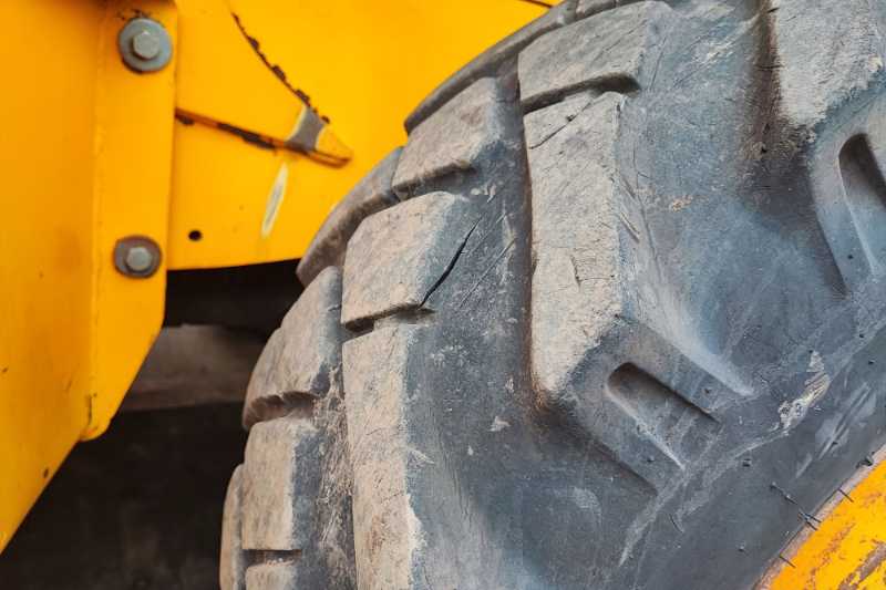 OmecoHub - Immagine JCB 2CX