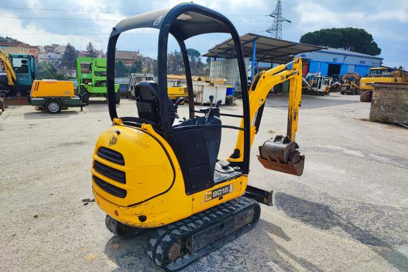 OmecoHub - Immagine JCB 8018