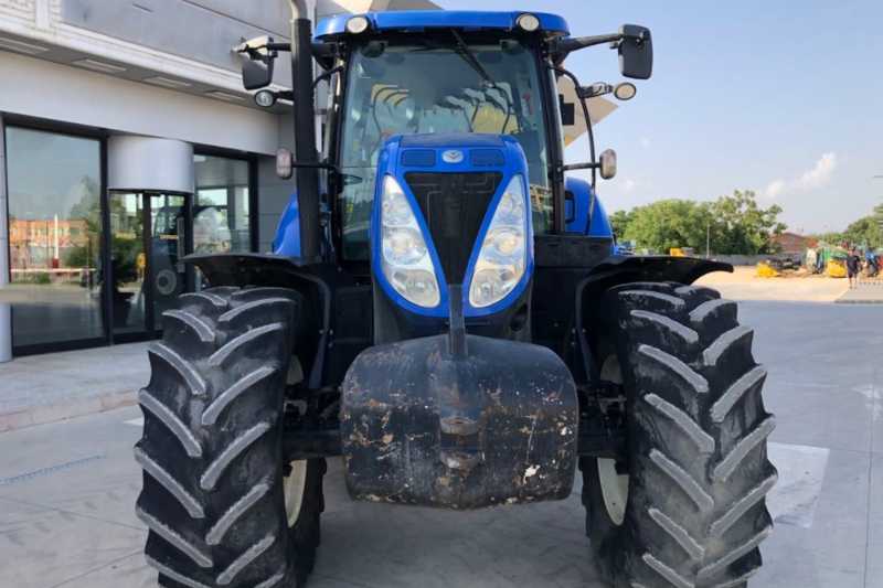 OmecoHub - Immagine NEW HOLLAND T7.210